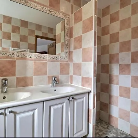 Tatil Evi De Baloise Piscine Chauffee Et Jacuzzi Prive *